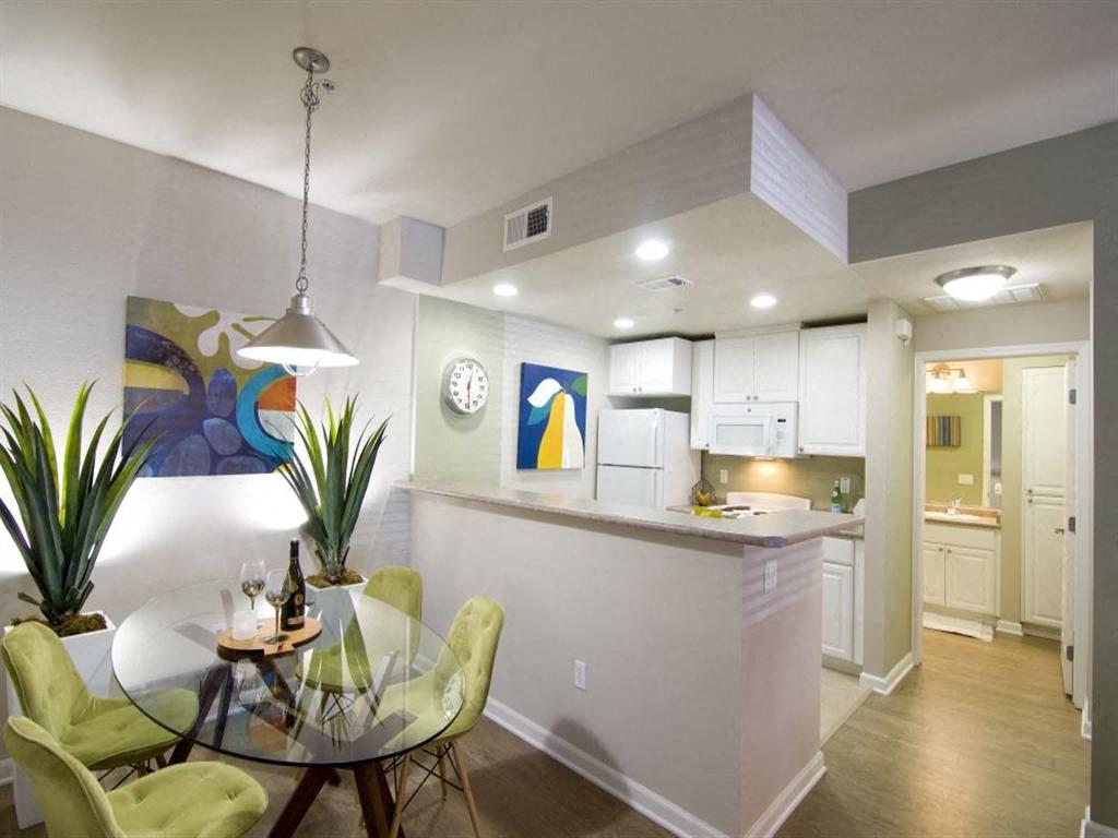Apartments on Westwood Drive · Gilroy photo 2